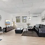 Casa de Férias Thorbiorn - From The Sea By Interhome