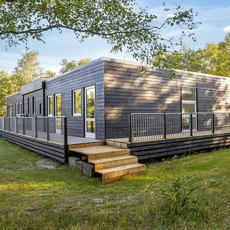 Semesterbostad Thorbiorn - From The Sea By Interhome *